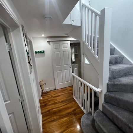 ホテル Tarleton House Stoke-on-Trent エクステリア 写真