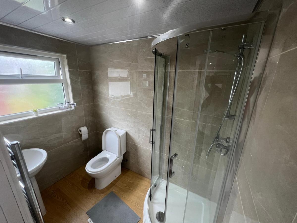 ホテル Tarleton House Stoke-on-Trent エクステリア 写真