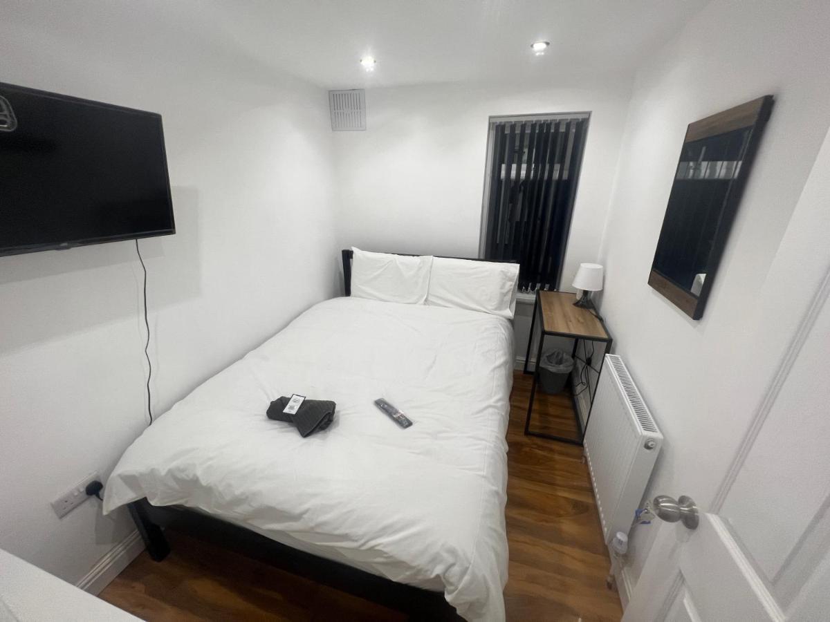 ホテル Tarleton House Stoke-on-Trent エクステリア 写真